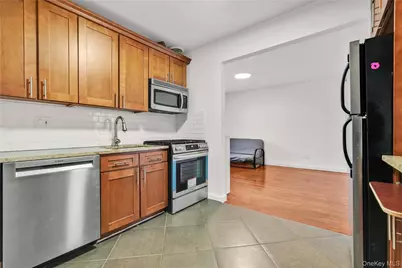 150-29 72nd Road #4H, Flushing, NY 11367 - Photo 9