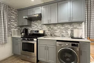 1926 Hutchinson River Pkwy E, Bronx, NY 10461 - Photo 19