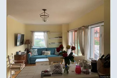 780 W Broadway #2D, Long Beach, NY 11561 - Photo 3