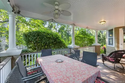 38 Cedar Street, Stony Brook, NY 11790 - Photo 5