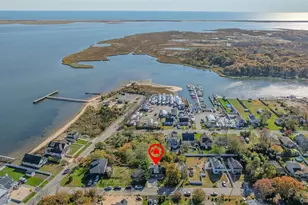 8 Edgewater Dr, Mastic Beach, NY 11951 - Photo 25