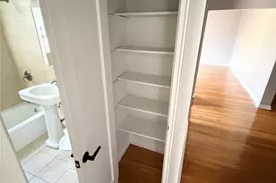 1537 Central Park Ave, Yonkers, NY 10710 - Photo 7