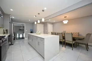 1061 Fordham Ln, Woodmere, NY 11598 - Photo 11