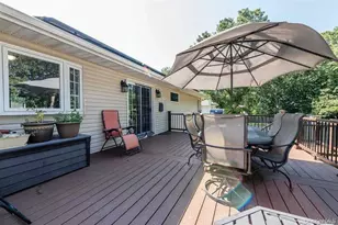 16 Maryanne Ave, Port Jefferson Station, NY 11776 - Photo 13