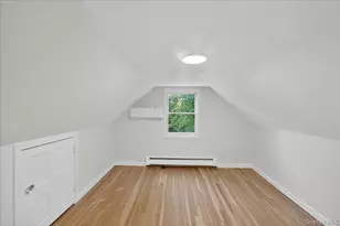 188 Donegan Ave, Patchogue, NY 11772 - Photo 9