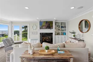 5218 Peconic Bay Blvd, Laurel, NY 11948 - Photo 7