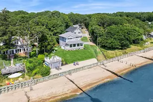 5218 Peconic Bay Blvd, Laurel, NY 11948 - Photo 23