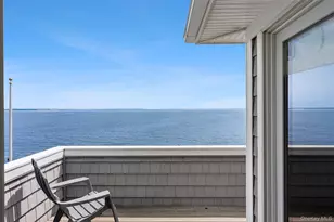 5218 Peconic Bay Blvd, Laurel, NY 11948 - Photo 19