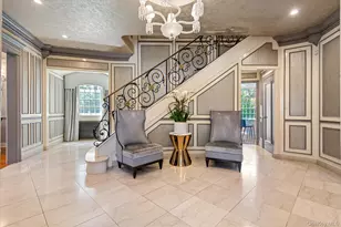 32 Wildwood Dr, Great Neck, NY 11024 - Photo 5