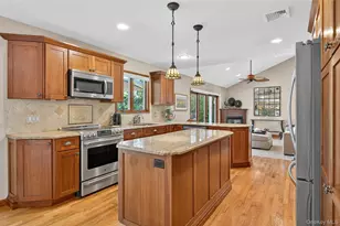 15 Bonnie Dr, Northport, NY 11768 - Photo 11