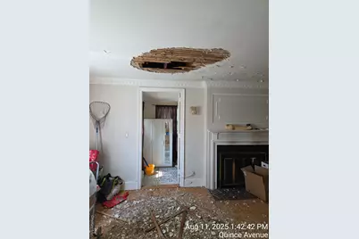 52-05 Robinson St, Flushing, NY 11335 - Photo 3