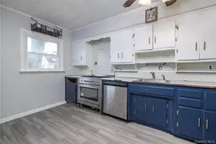 578 Irene St, West Hempstead, NY 11550 - Photo 9