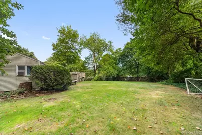 101 Cresthill Road, Yonkers, NY 10710 - Photo 25