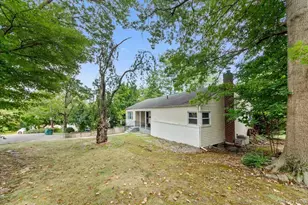 101 Cresthill Rd, Yonkers, NY 10710 - Photo 27