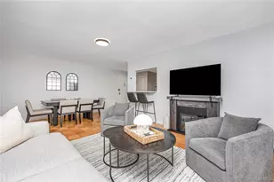 101 Clinton Ave, Mineola, NY 11501 - Photo 5