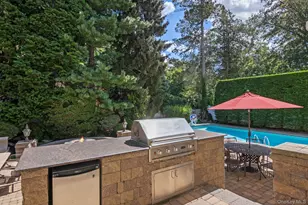 399 Ocean Ave, Massapequa, NY 11758 - Photo 33