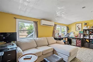 9 Rugby Rd, Massapequa, NY 11758 - Photo 17