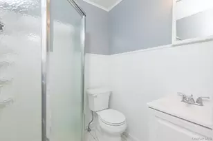 80 Kensington Ct, Copiague, NY 11726 - Photo 11