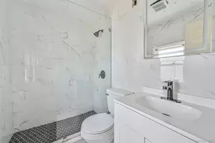 19 Griddle Ln, Levittown, NY 11756 - Photo 15