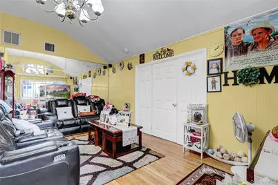 120 Avenue C, Holbrook, NY 11741 - Photo 23