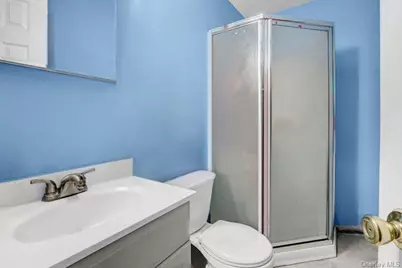 120 Avenue C, Holbrook, NY 11741 - Photo 15