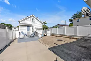 130-11 124th St, Jamaica, NY 11420 - Photo 3