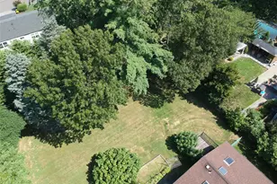 42 Lauren Ave, Dix Hills, NY 11746 - Photo 35