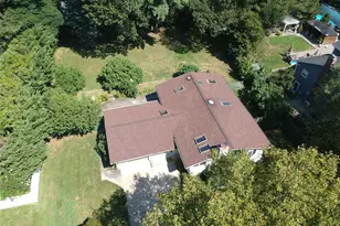 42 Lauren Ave, Dix Hills, NY 11746 - Photo 3