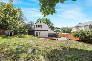 549 Park Ave, Yonkers, NY 10703 - Photo 15