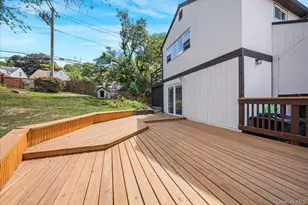 549 Park Ave, Yonkers, NY 10703 - Photo 13