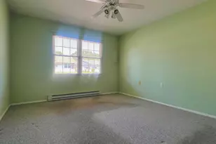 268A Berwick Ct, Ridge, NY 11961 - Photo 9