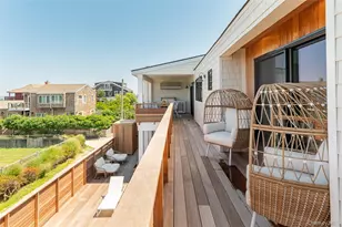 319 Wilmot Rd, Ocean Beach, NY 11770 - Photo 37