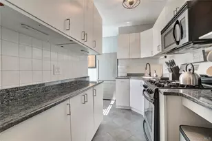 138-11 Beach Channel Dr, Rockaway Park, NY 11694 - Photo 9