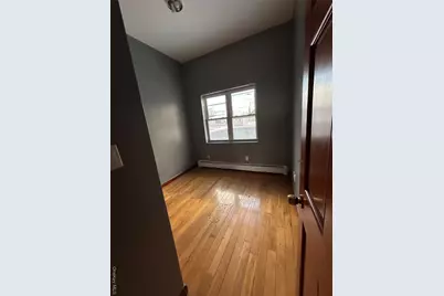 141-08 Rockaway Blvd, Jamaica, NY 11436 - Photo 5