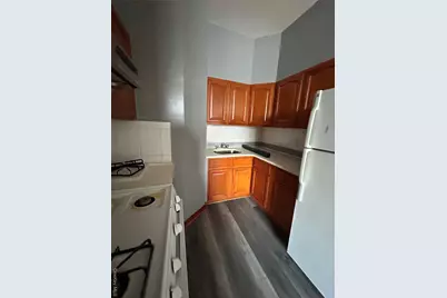 141-08 Rockaway Blvd, Jamaica, NY 11436 - Photo 3