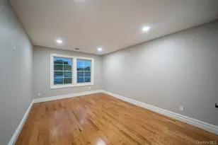 12 Hoover Ln, Bethpage, NY 11714 - Photo 27