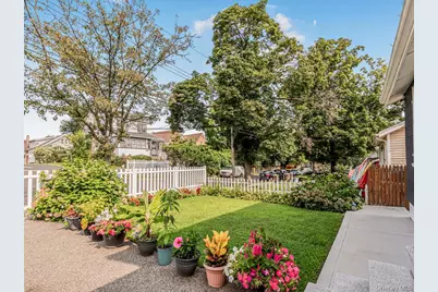 3992 Rombouts Avenue, Bronx, NY 10466 - Photo 3