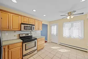 60 Lafayette St, Huntington, NY 11743 - Photo 13