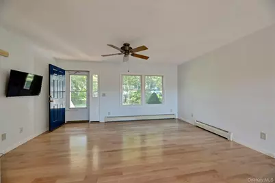 3700 Minnehaha Boulevard, Southold, NY 11971 - Photo 7