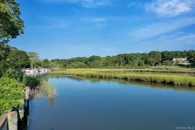 3700 Minnehaha Boulevard, Southold, NY 11971 - Photo 33