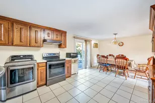 75 White Pine Way, Medford, NY 11763 - Photo 15