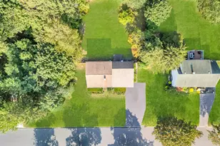 75 White Pine Way, Medford, NY 11763 - Photo 5