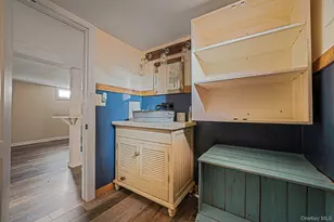 1537 1st St, West Babylon, NY 11704 - Photo 17