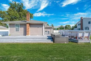 1537 1st St, West Babylon, NY 11704 - Photo 21