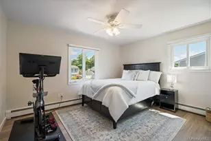 18 Lloyd Ln, Nesconset, NY 11767 - Photo 15