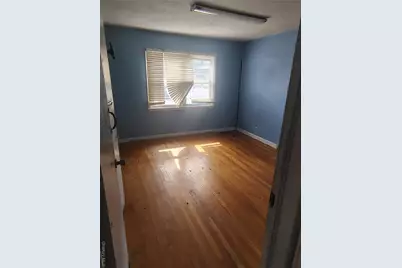 351 E Meadow Avenue, East Meadow, NY 11554 - Photo 7