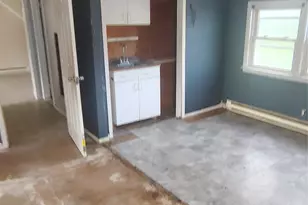 351 E Meadow Ave, East Meadow, NY 11554 - Photo 11