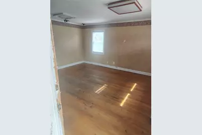 351 E Meadow Avenue, East Meadow, NY 11554 - Photo 3