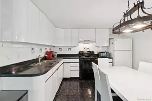 12 Clarkson Dr, Farmingville, NY 11738 - Photo 13