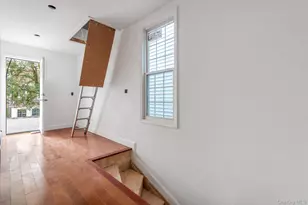 11-42 Welling Ct, Astoria, NY 11102 - Photo 11